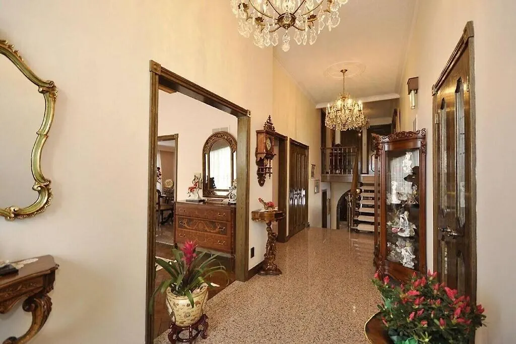 Alloggio in famiglia A Stunning Chalet Style Home Toronto