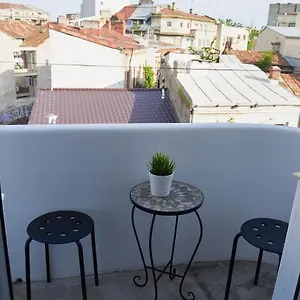 https://metropole-apartments-old-town.bucharesthotelsnow.com