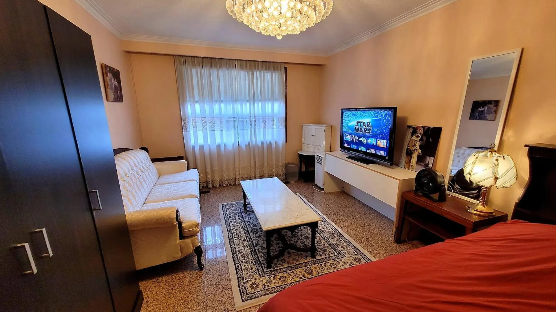 Homestay A Stunning Chalet Style Home Toronto