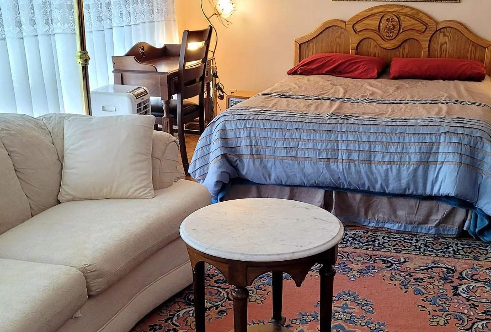 Homestay A Stunning Chalet Style Home Toronto Canada